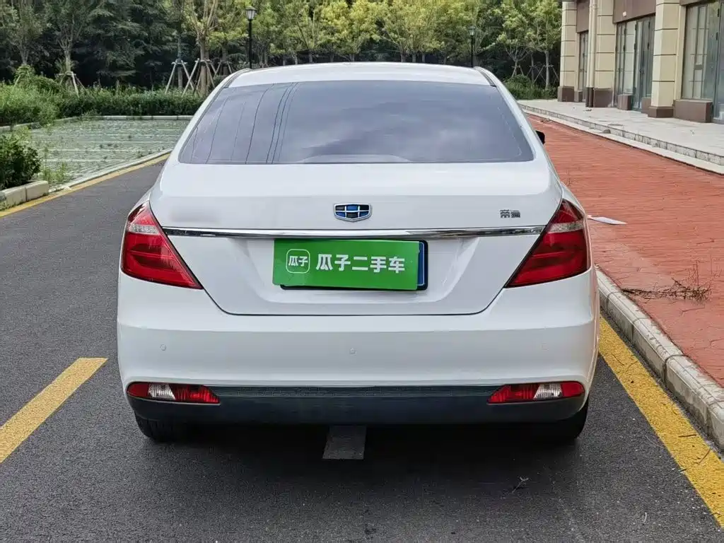 Geely Emgrand 2017