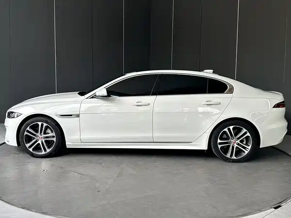Jaguar XEL 2024