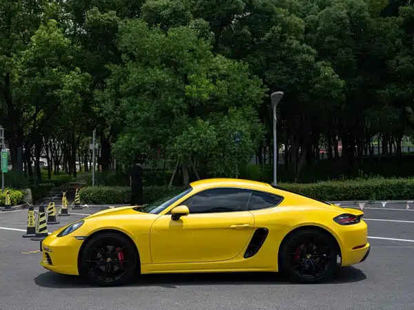 Porsche 718 2020