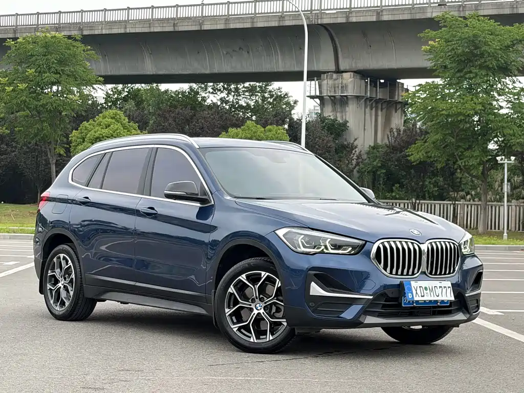 BMW X1 2021 — фото 2