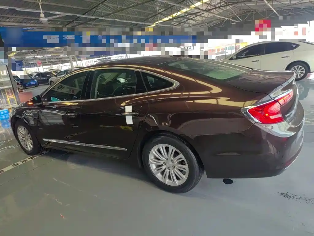 Buick LaCrosse 2018 — фото 21