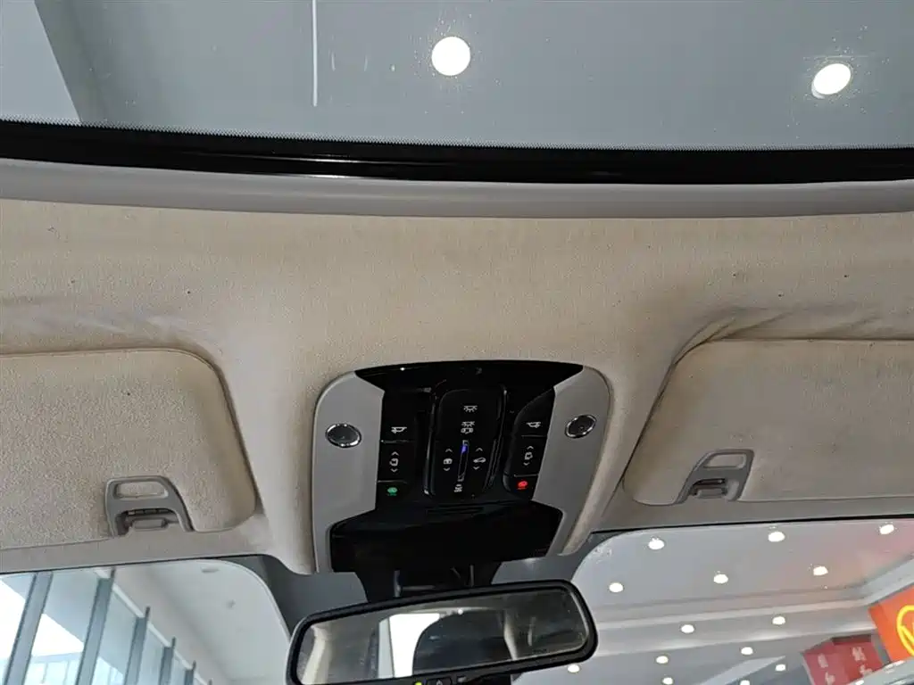 GAC Motor Trumpchi M8 2021 — фото 18
