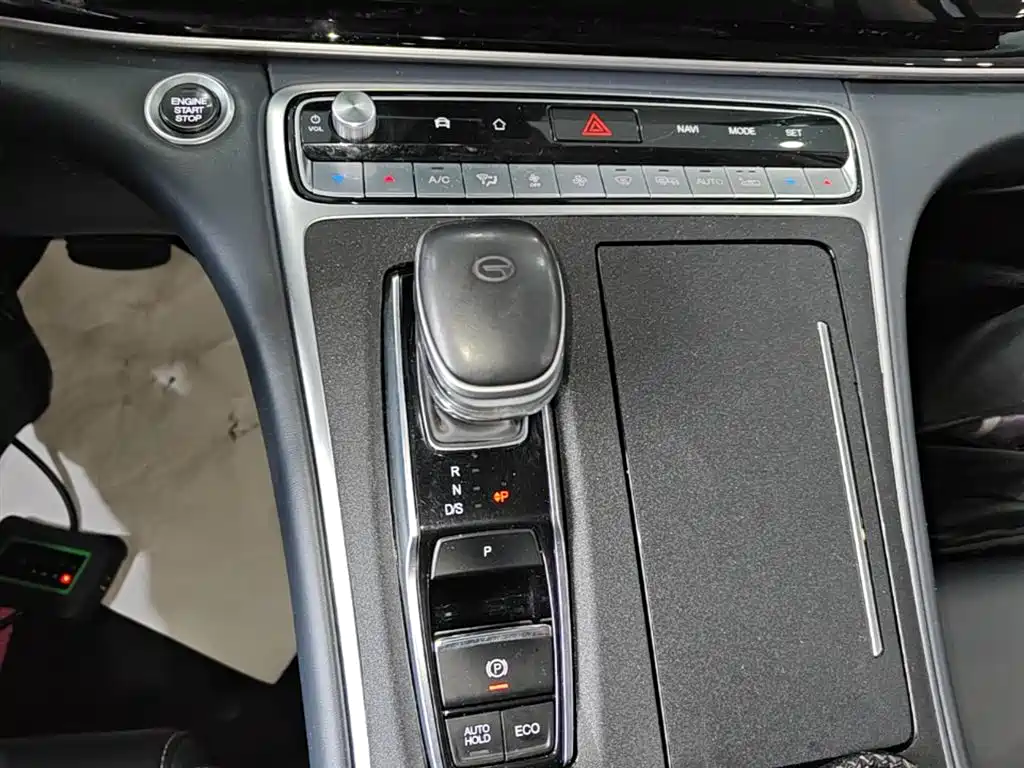 GAC Motor Trumpchi M8 2021 — фото 14