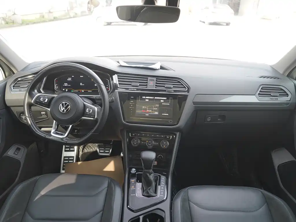 Volkswagen Tiguan L 2021