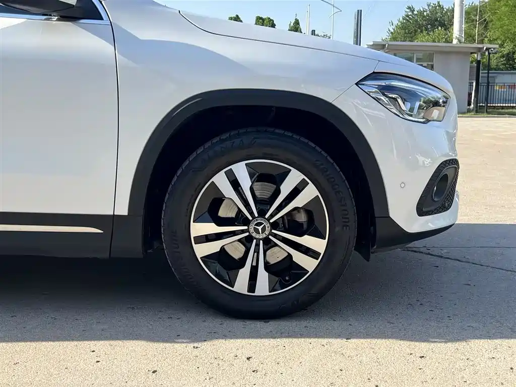 Mercedes-Benz GLA 2021 — фото 7