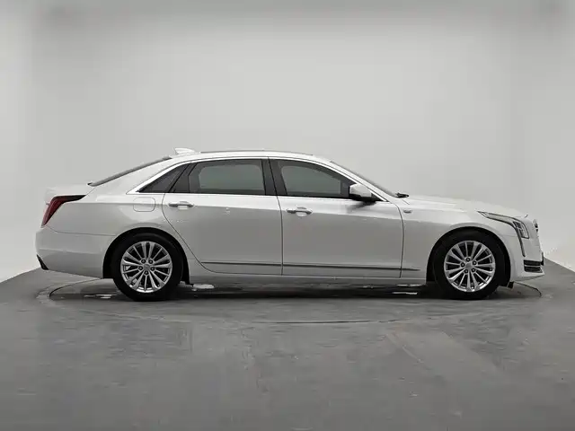 Cadillac CT6 2018 — фото 4