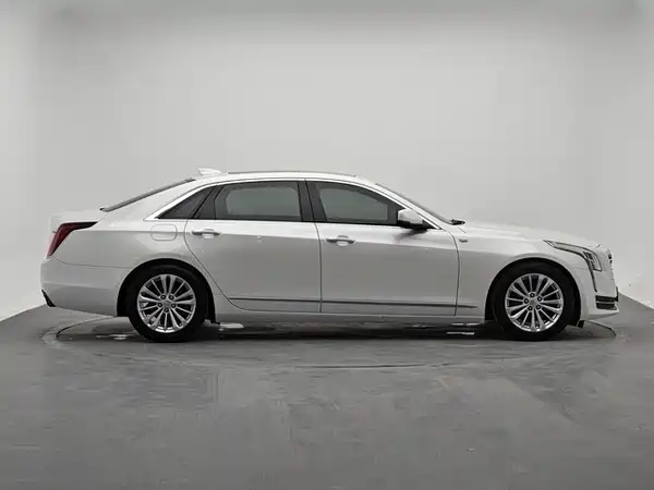 Cadillac CT6 2018