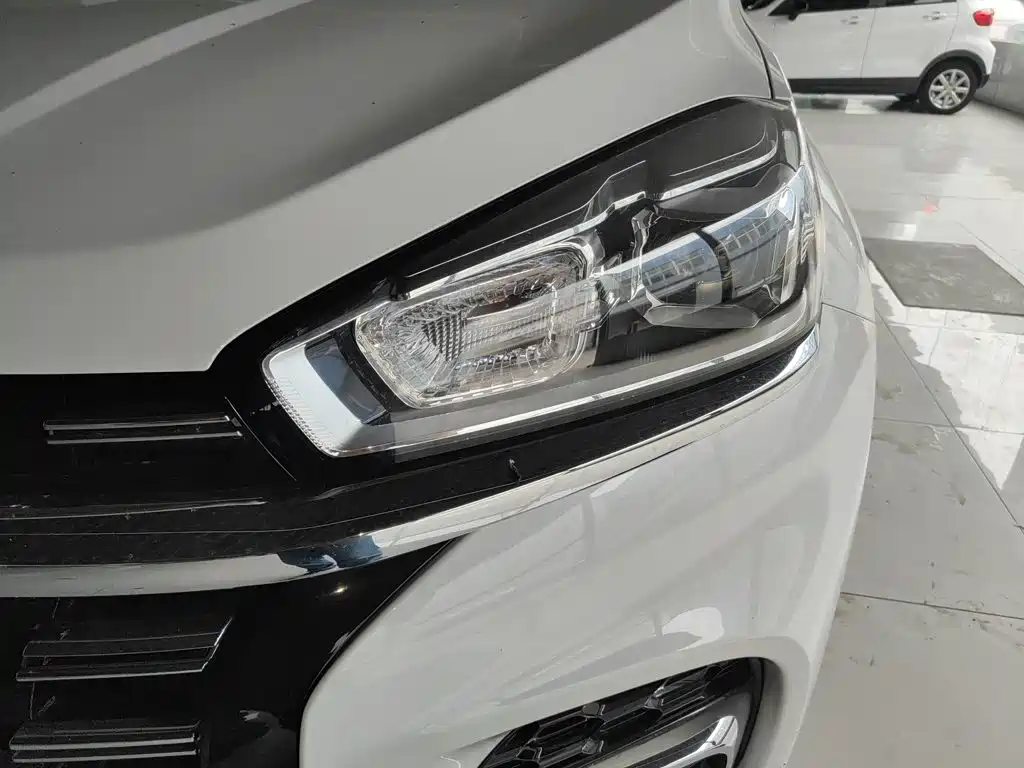 Chery Tiggo 8 2022 — фото 18