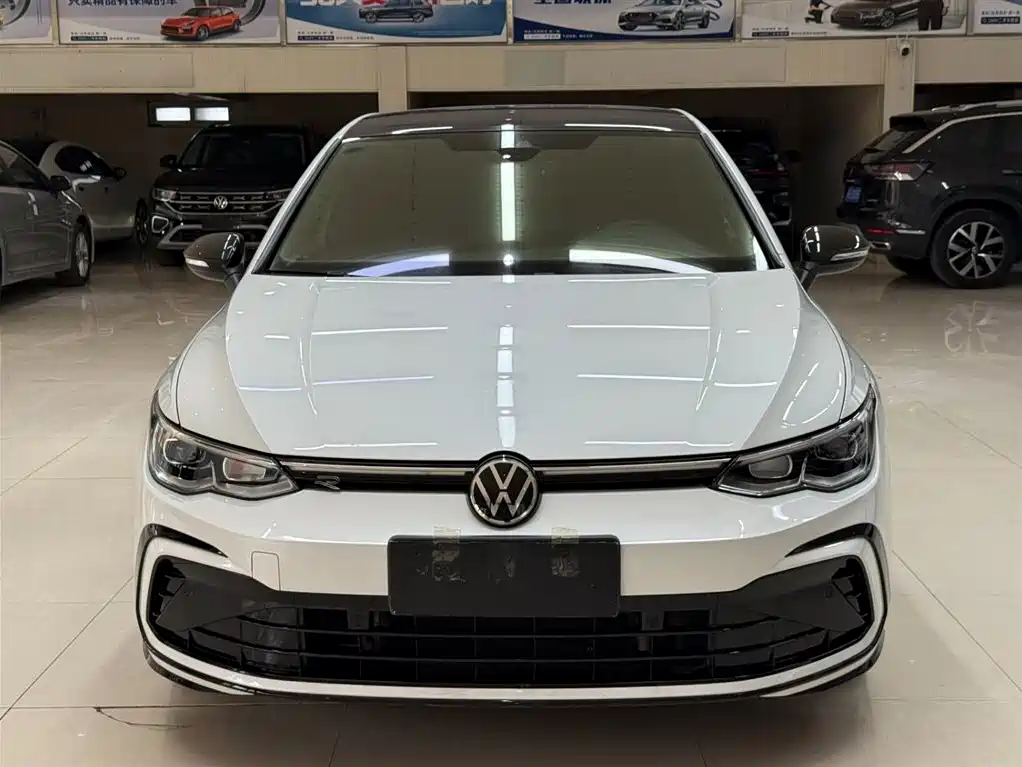 Volkswagen Golf 2022