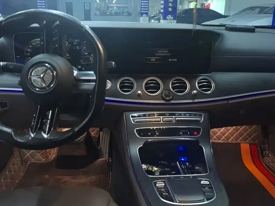 Mercedes-Benz E-Class New Energy 2022 — фото 12