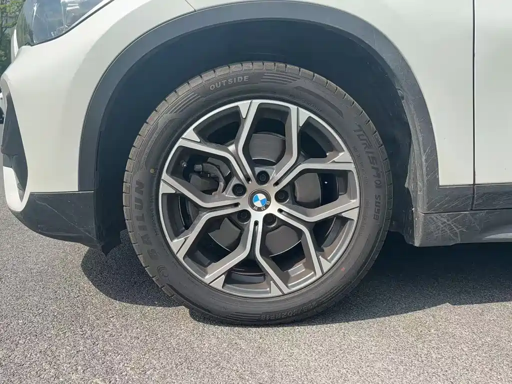 BMW X1 2021 — фото 8