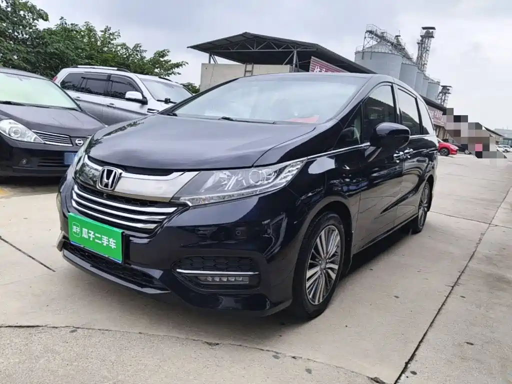 Honda Odyssey 2019 — фото 2