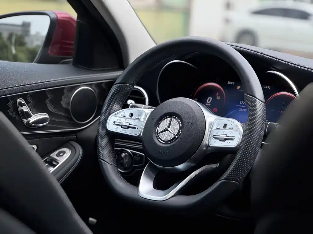 Mercedes-Benz C-Class 2020 — фото 9