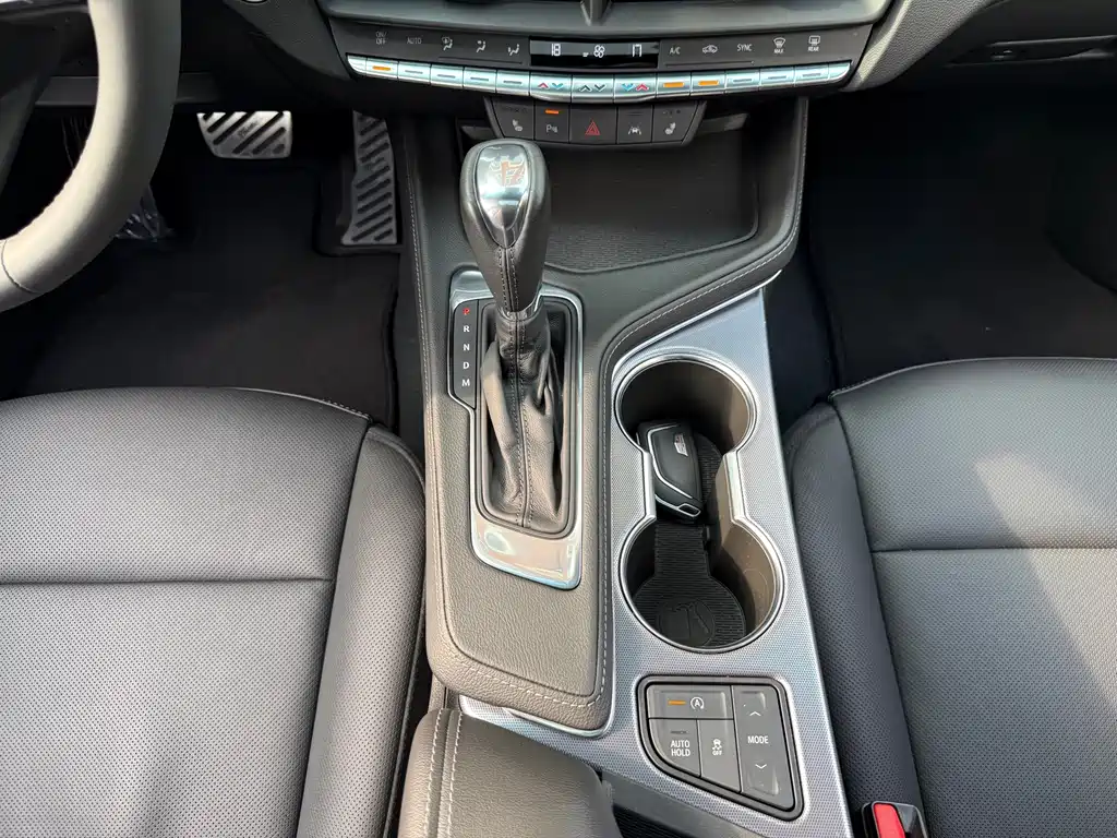 Cadillac CT4 2023 — фото 15
