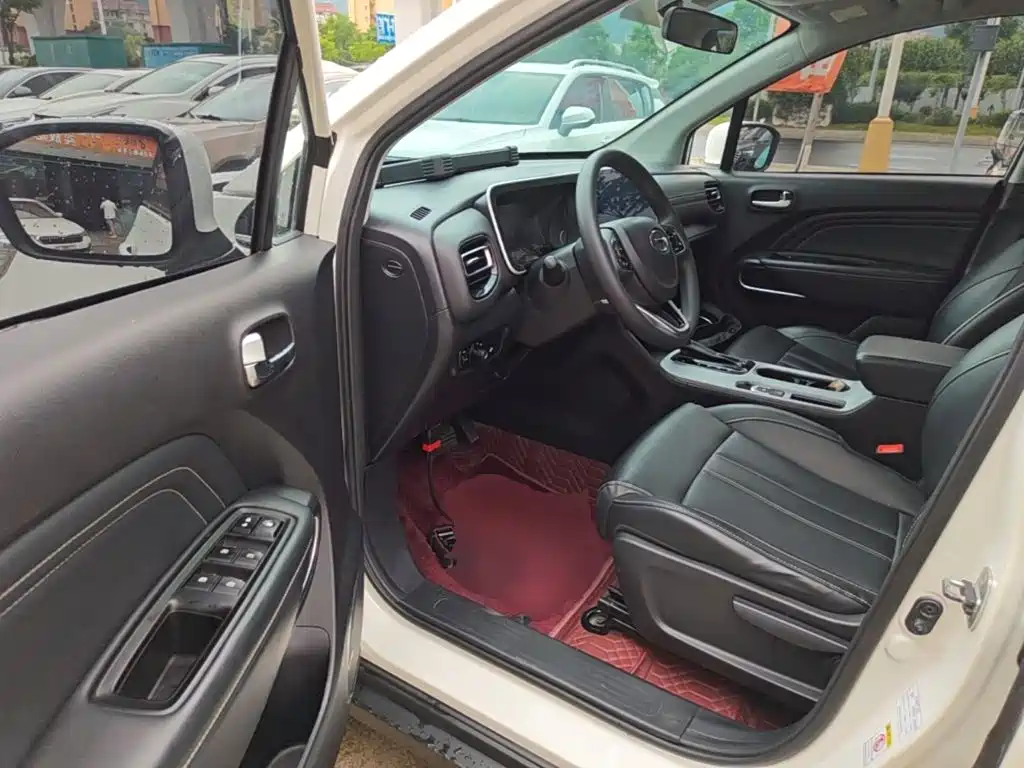 GAC Motor Trumpchi GS3 2022 — фото 16
