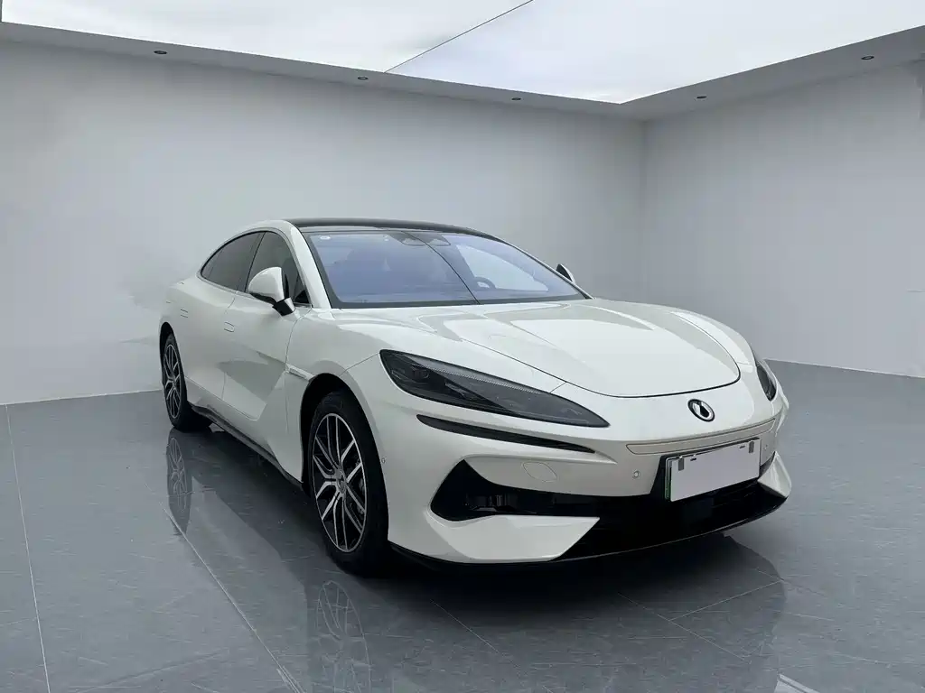 Denza Z9 2024