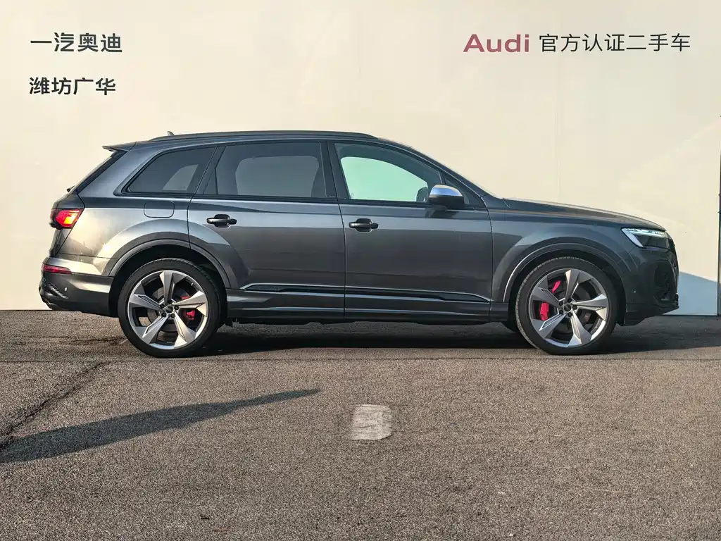 Audi SQ7 2024 — фото 3