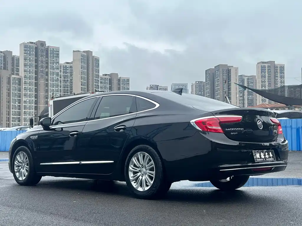 Buick LaCrosse 2019 — фото 12