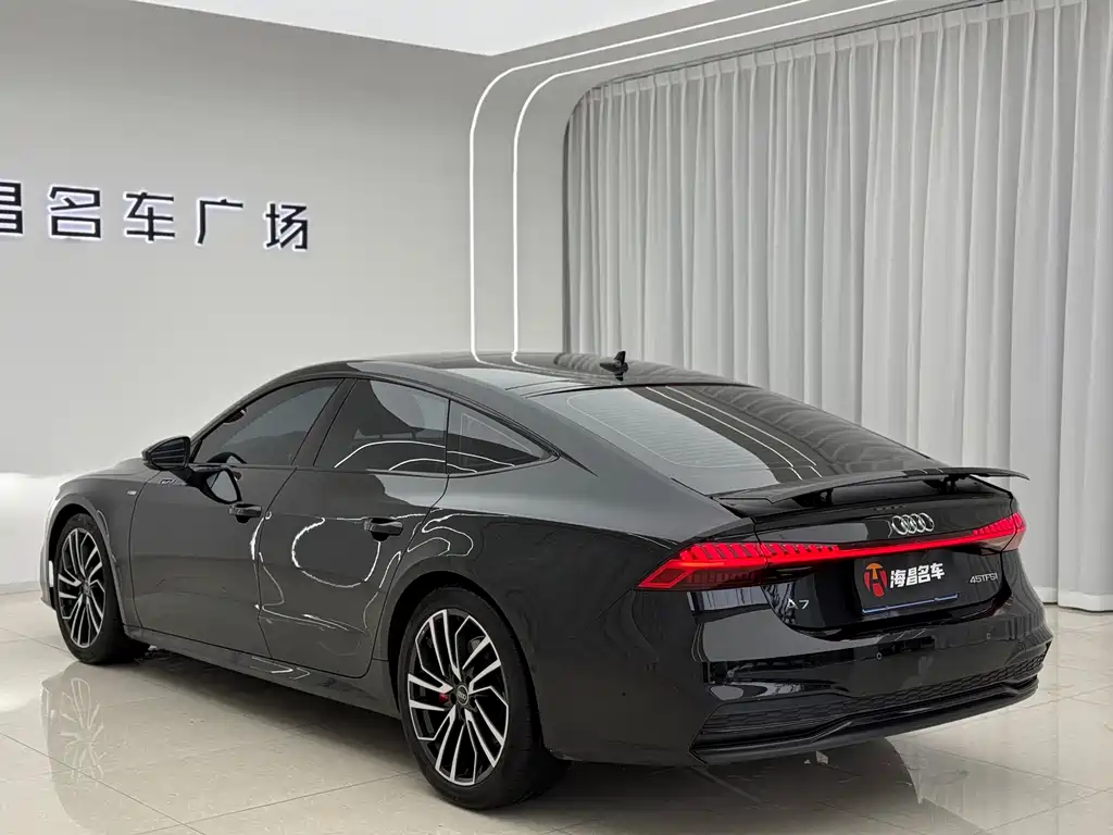 Audi A7 2024 — фото 7