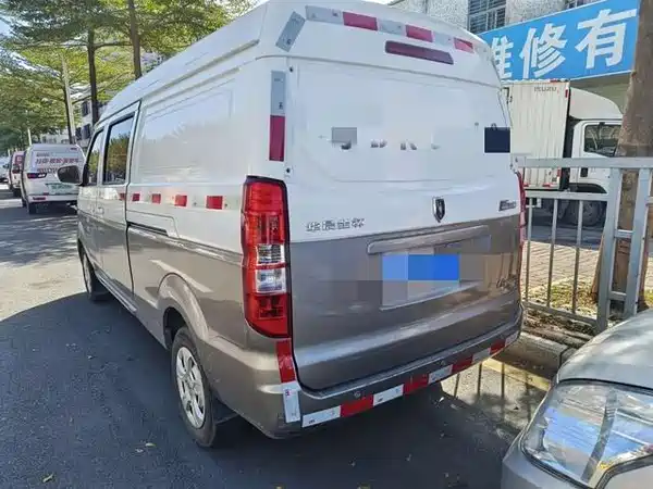 Jinbei New Hiace X30L 2018