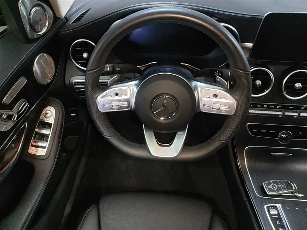 Mercedes-Benz C-Class 2021 — фото 17