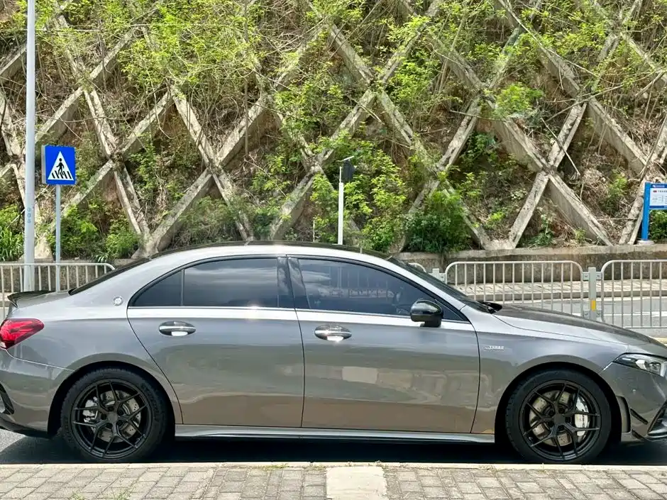 Mercedes-Benz A-Class AMG 2023 — фото 8