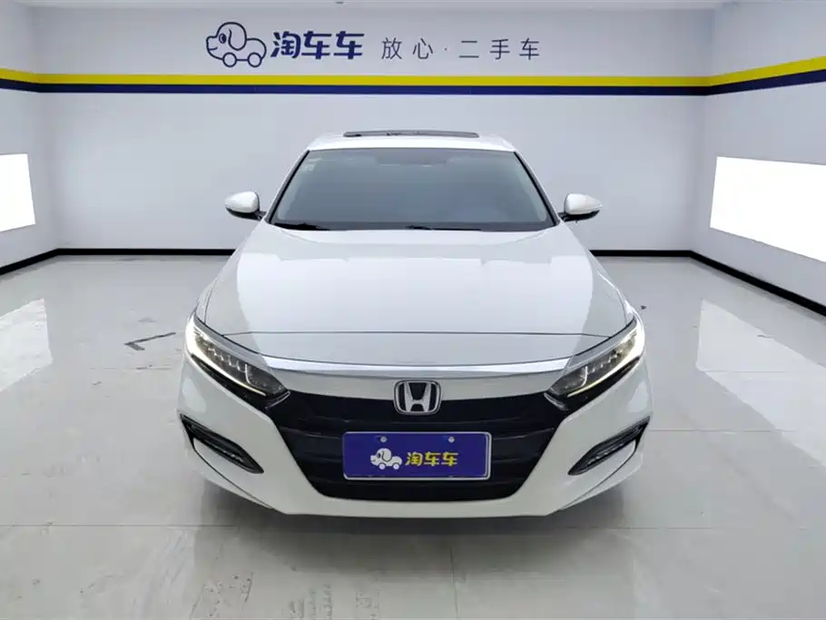 Honda Accord 2018 — фото 2