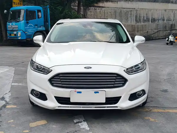 Ford Mondeo 2015