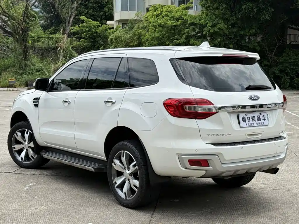 Ford Everest 2016 — фото 3
