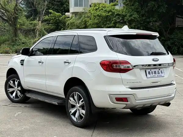 Ford Everest 2016
