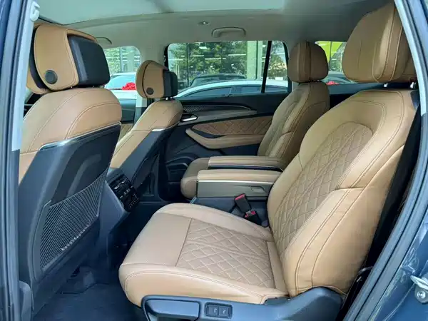 Audi Q6 2023