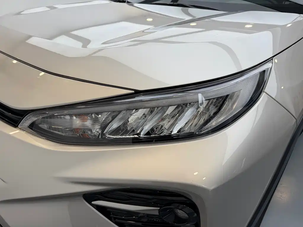 Toyota Wildlander 2022 — фото 18