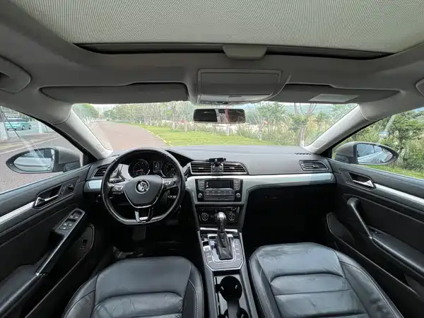Volkswagen Lamando 2015