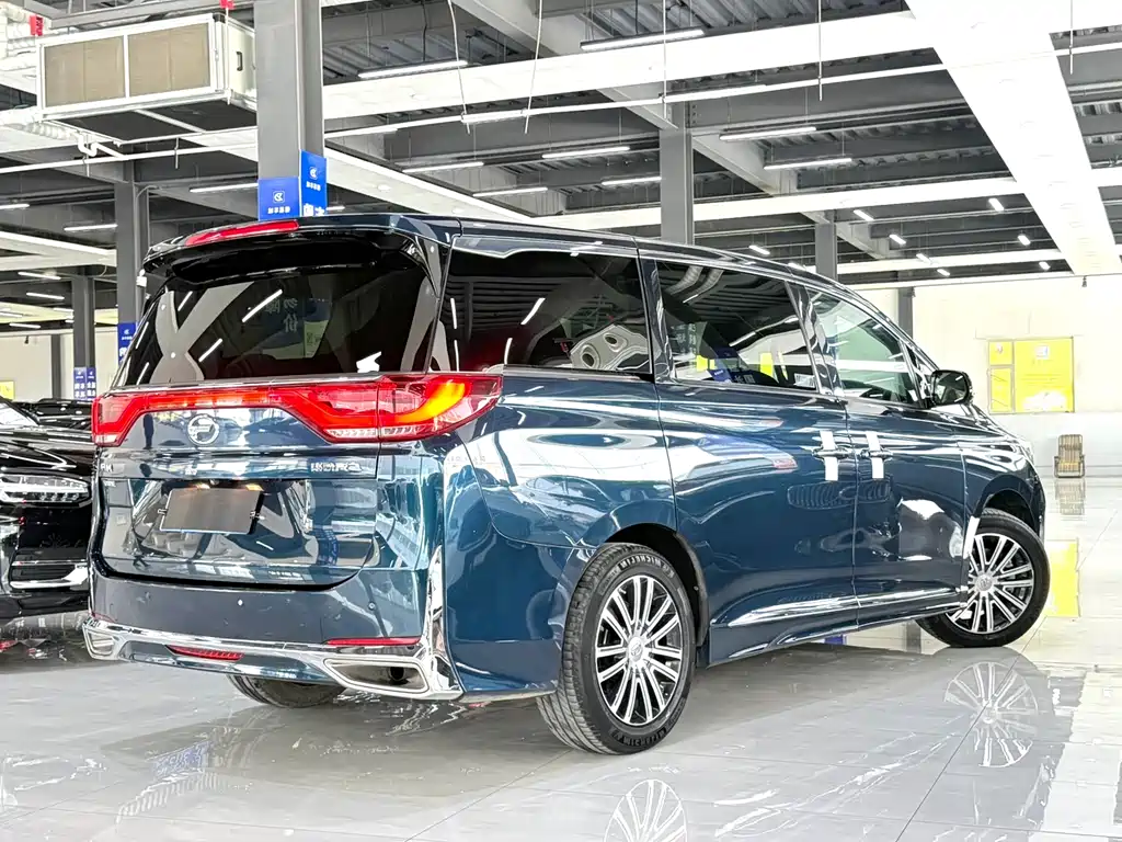 GAC Motor Trumpchi M8 2022 — фото 3