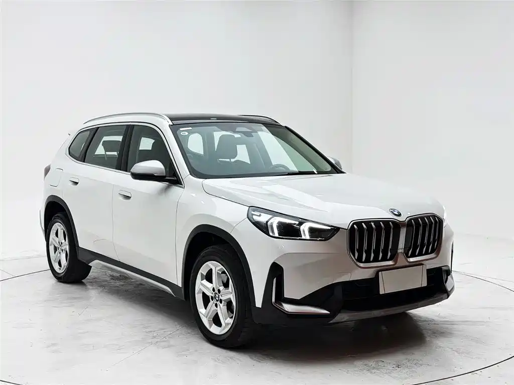 BMW X1 2023 — фото 3