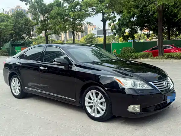 Lexus ES 2011