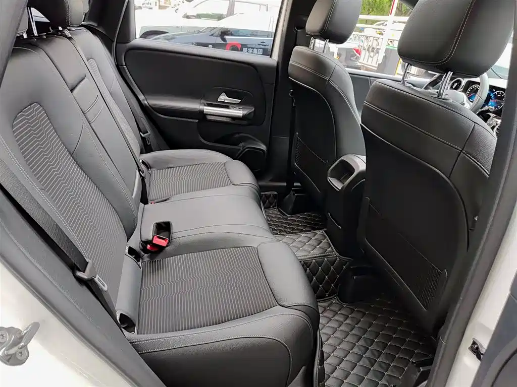 Mercedes-Benz B-Class 2020 — фото 11