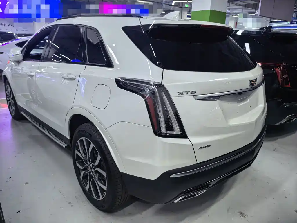 Cadillac XT5 2022 — фото 13