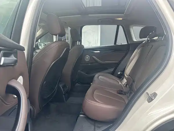 BMW X1 2023