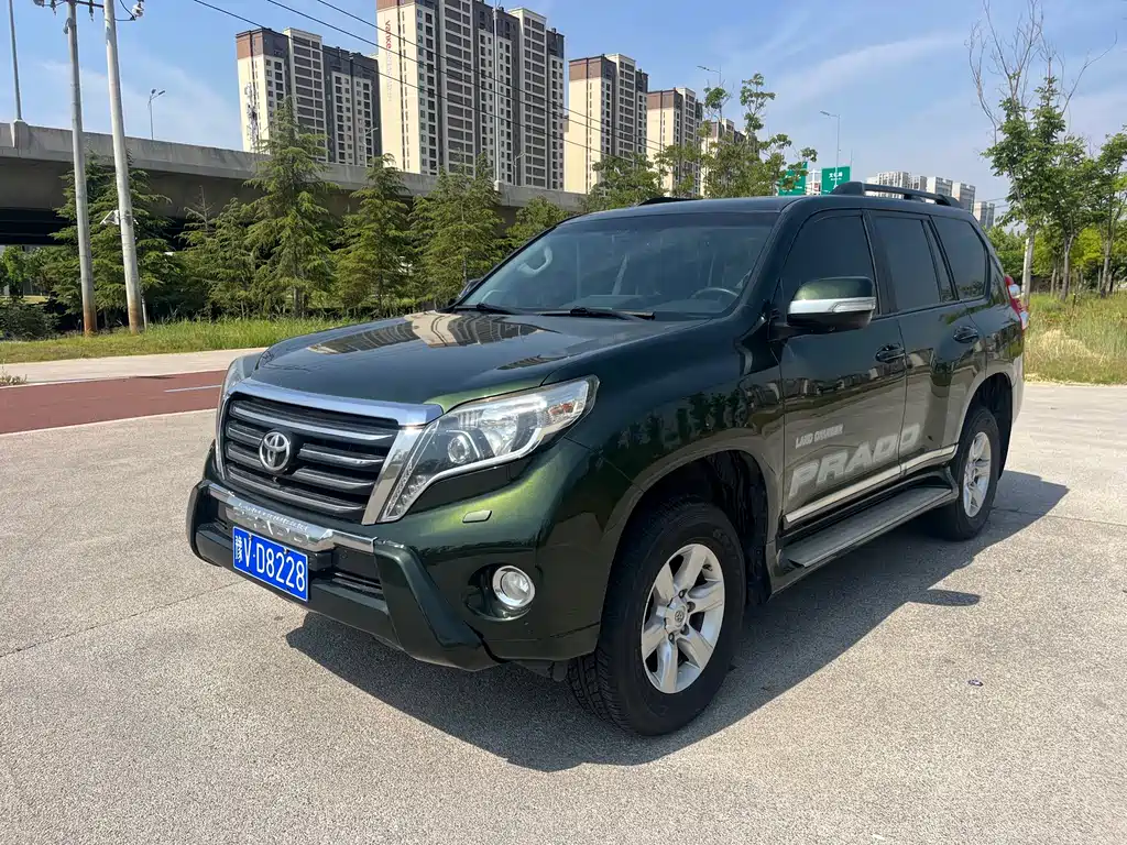 Toyota Prado 2016 — фото 1