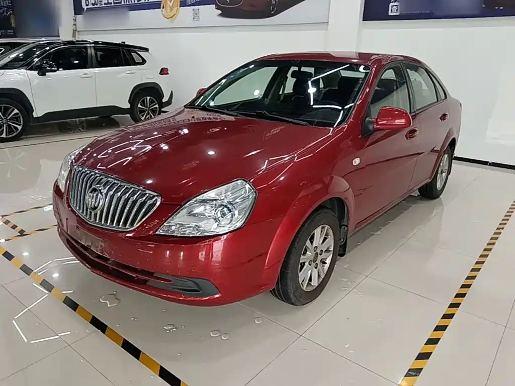 Buick Excelle 2015 — фото 1