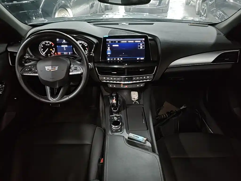 Cadillac CT5 2023 — фото 10