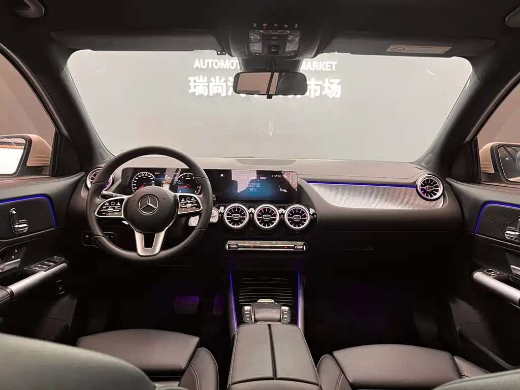 Mercedes-Benz GLA 2023 — фото 7