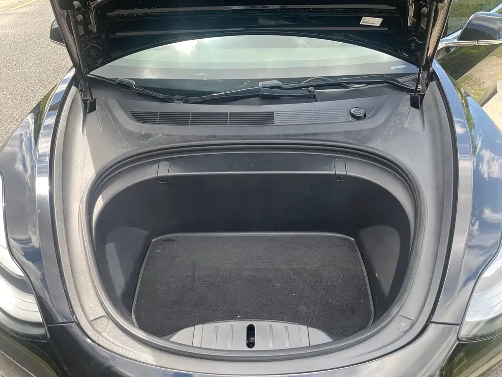 Tesla Model 3 2019 — фото 11