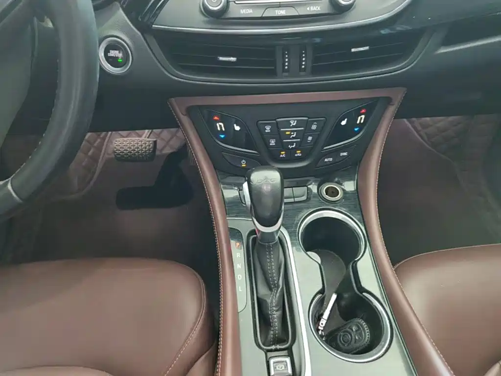 Buick Envision Plus 2019 — фото 14