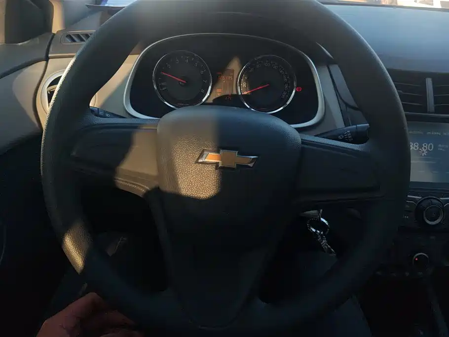 Chevrolet Sail 2015 — фото 15