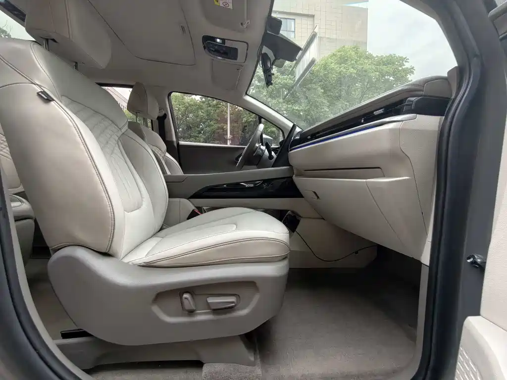 Hyundai Custo 2022 — фото 20