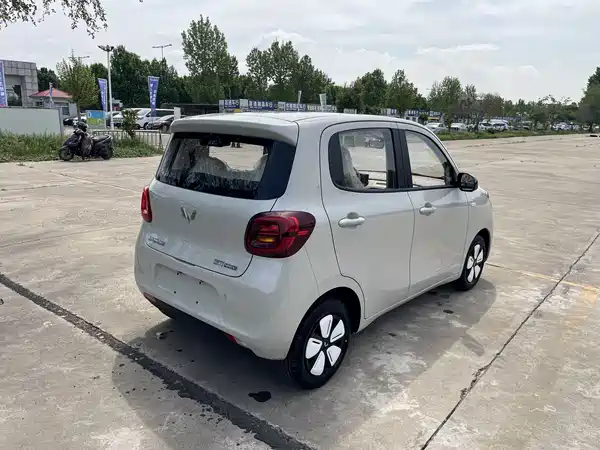 Wuling Hongguang MINIEV 2025