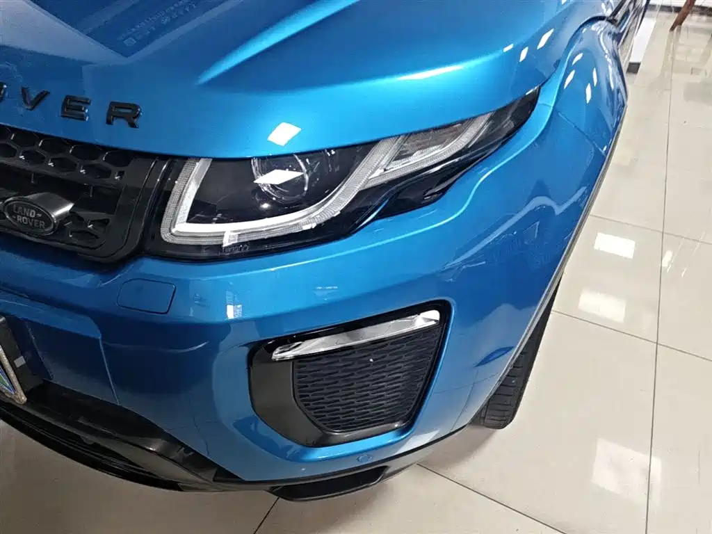 Land Rover Evoque 2018 — фото 24