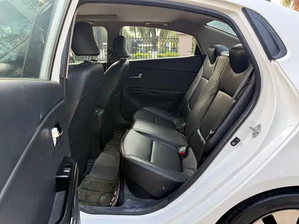 Kia K2 2012